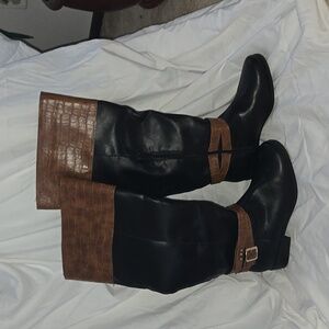 Evonne flat boots